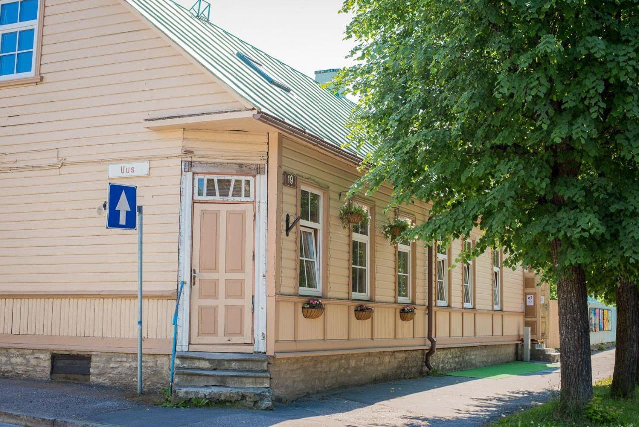 Posti 19 Apartment Haapsalu Bagian luar foto